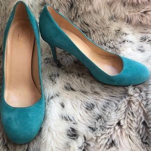 Kate Spade Karolina Suede Pump